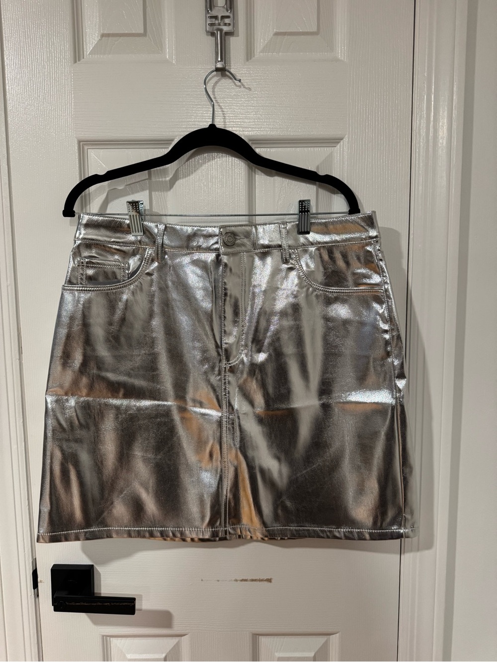 LOFT Metallic Silver Mini Skirt with Belt Loops